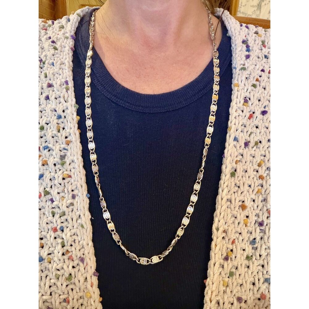 Vintage Avon Silver Tone Alternating Textured S Link Chain Necklace Long